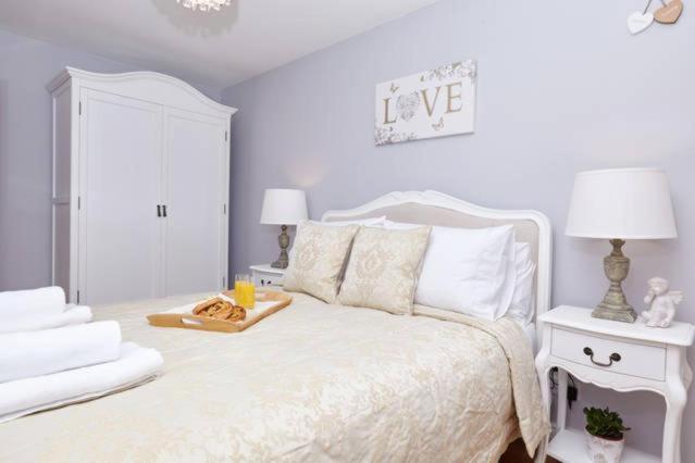 Three Bedroom Apartment By Beautiful Park London Exterior photo